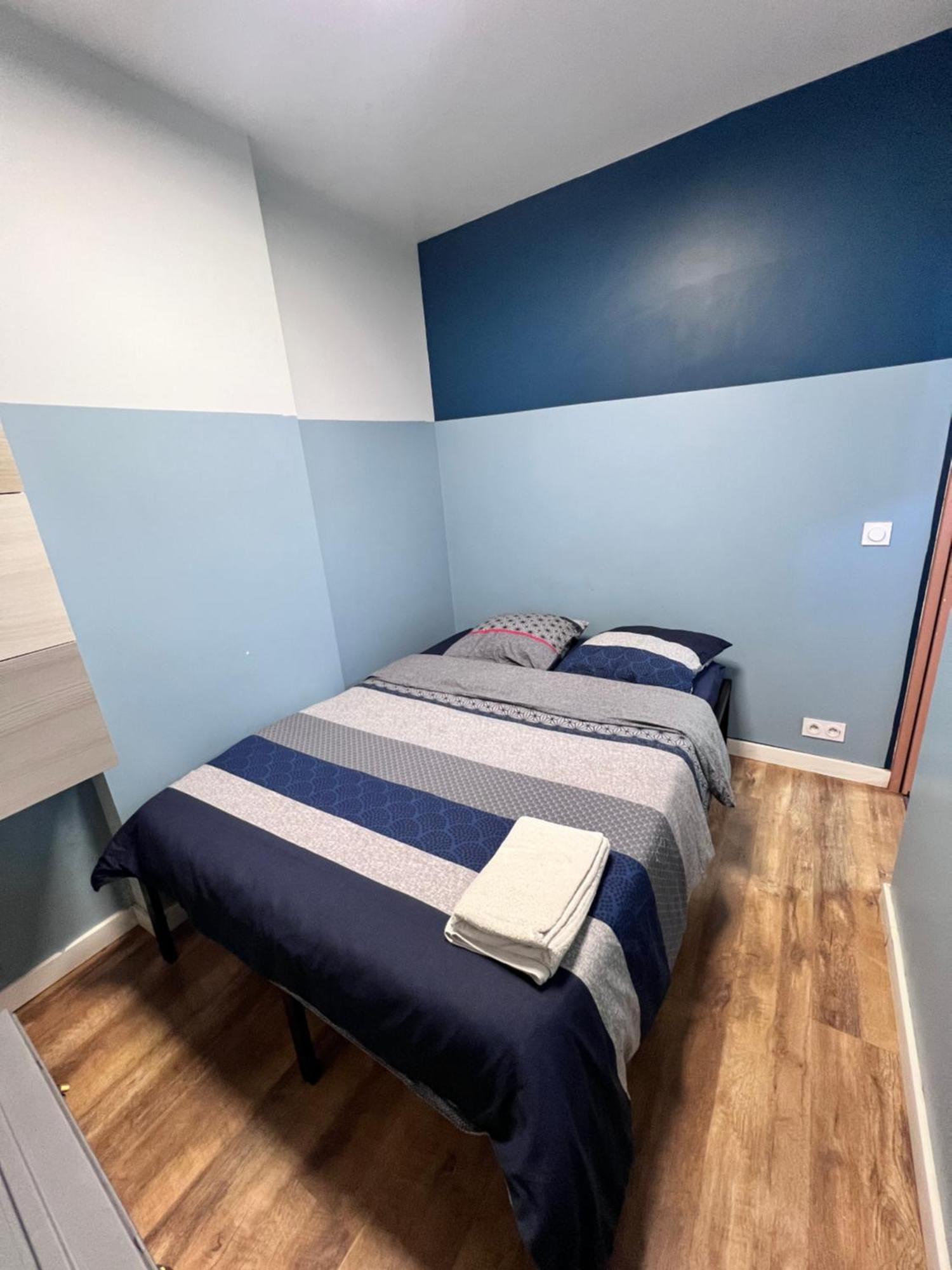 Apartment Cours Julien Marseilles